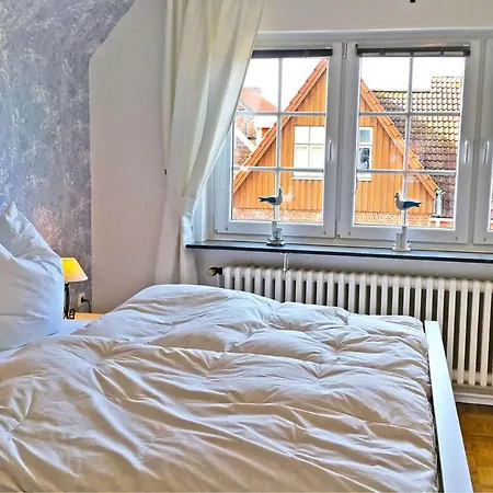 Holiday home Kapitaens-hus *